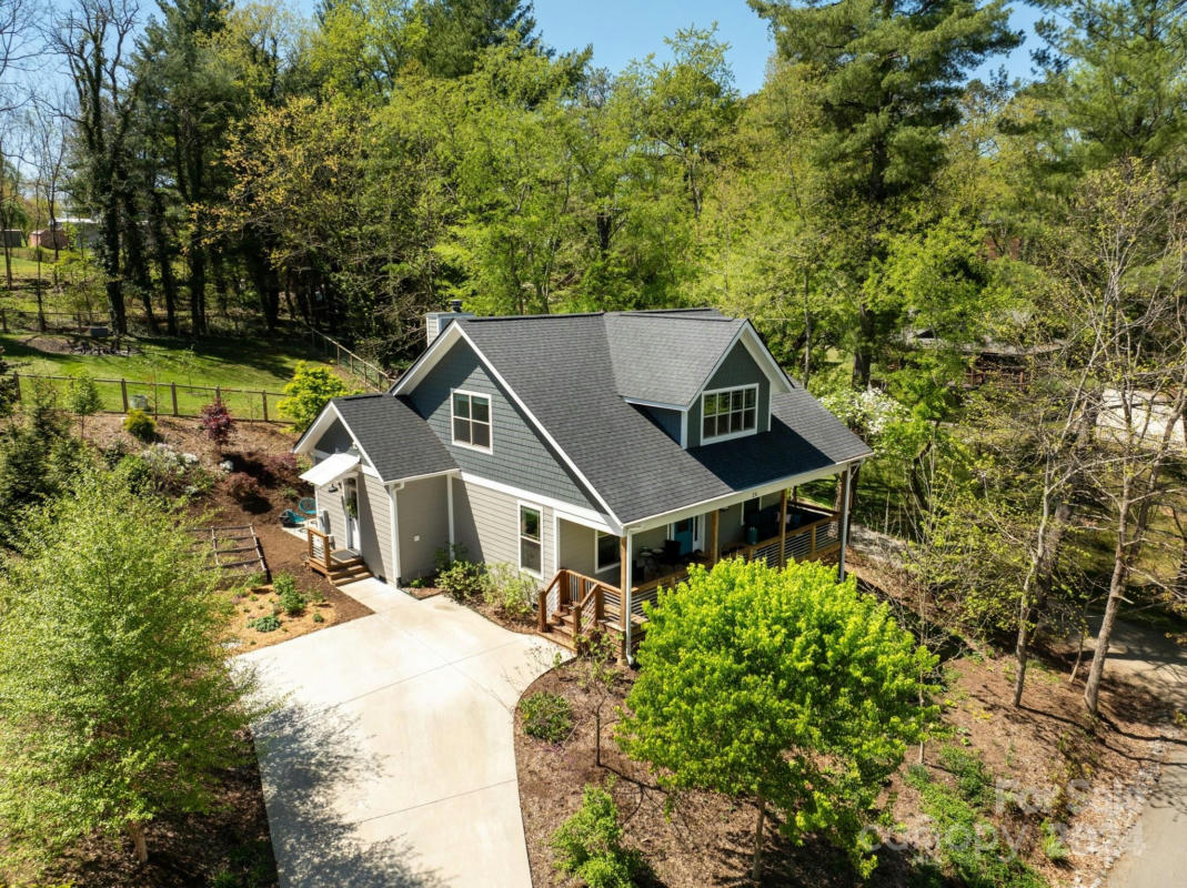 26 BROWN AVE, ASHEVILLE, NC 28804, photo 1 of 43