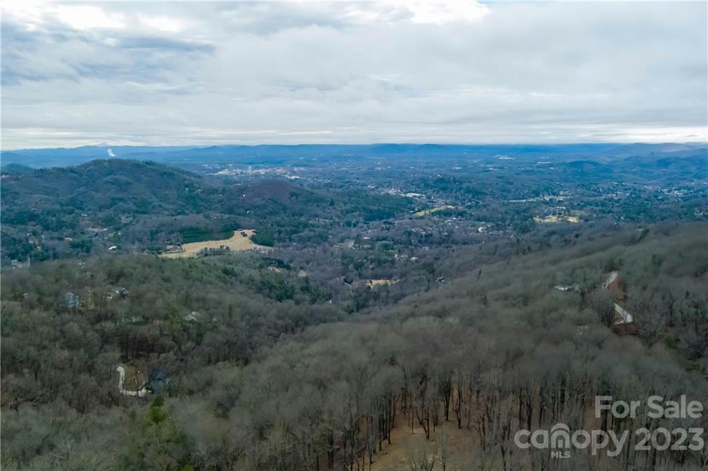 620 ELK MOUNTAIN SCENIC HWY, ASHEVILLE, NC 28804, photo 1 of 10
