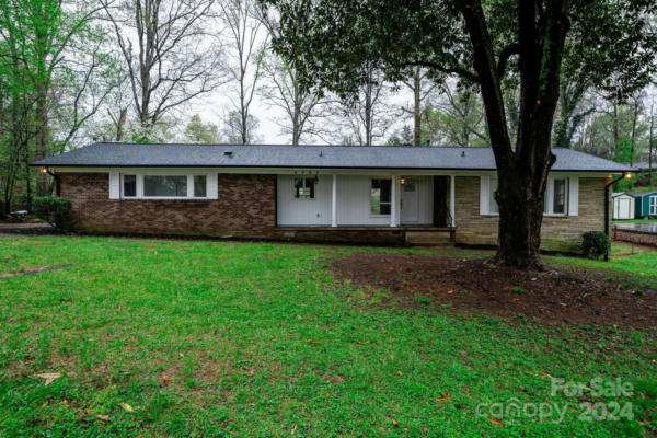 2433 11TH AVE SW, HICKORY, NC 28602 - Image 1