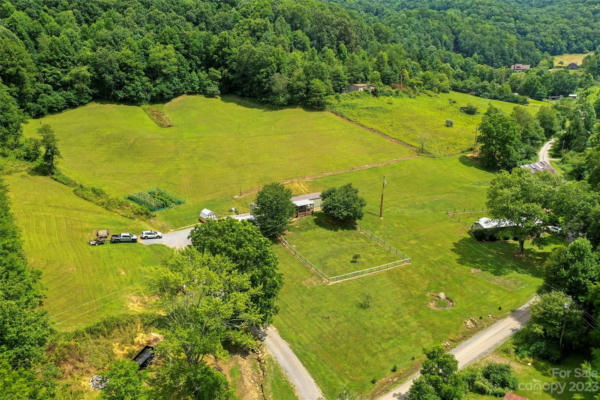 863 WATER WHEEL CV, CLYDE, NC 28721 - Image 1