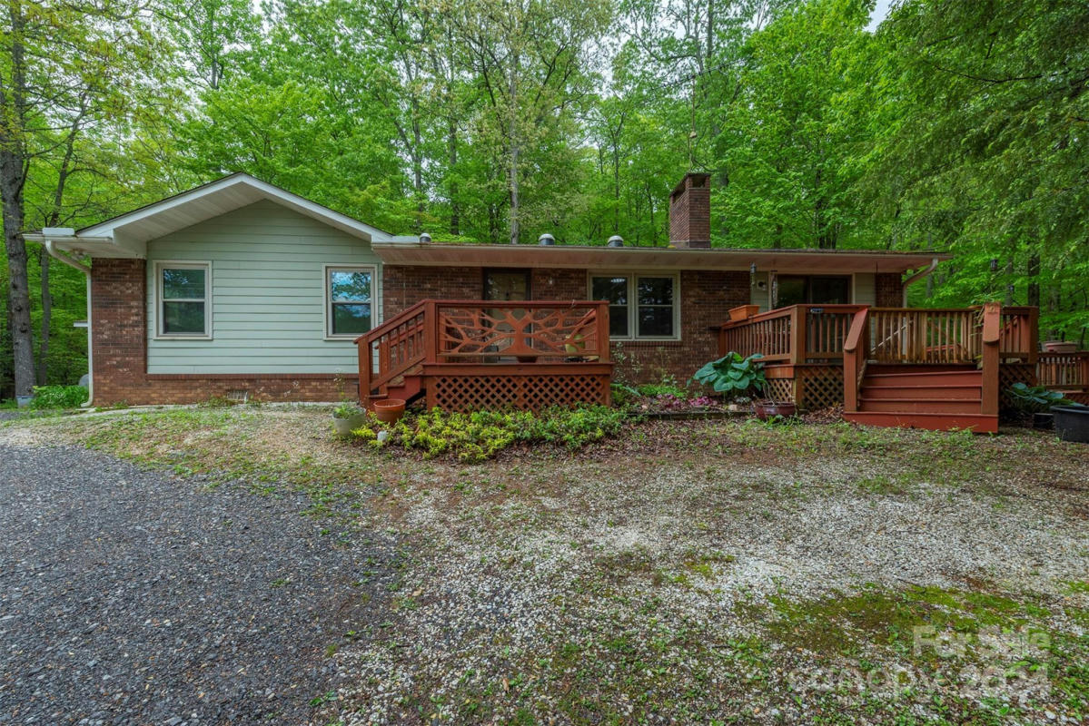 84 ECHO LAKE DR, FAIRVIEW, NC 28730, photo 1 of 17